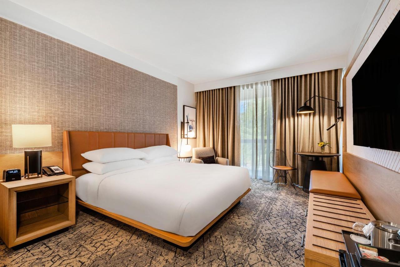 Sheraton Чапел Хилл Экстерьер фото
